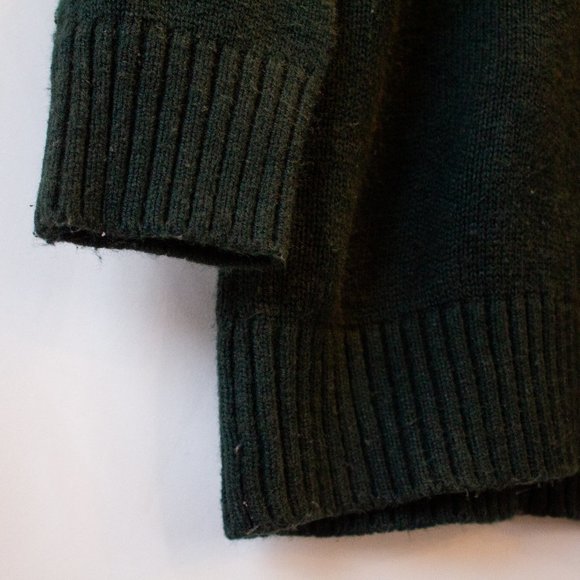 Green Knit Turtleneck Sweater - Picture 3 of 4